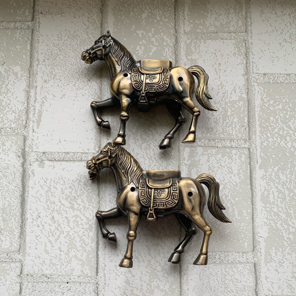 Other - Metal horse decor